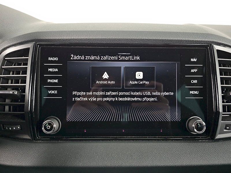 Škoda Karoq (2025) 1.5TSI 110kW DSG SPORTLINE TAŽ - fotka 15 z 33