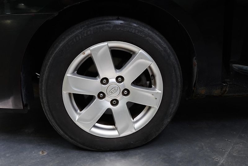 Kia Carens - fotka 10 z 21