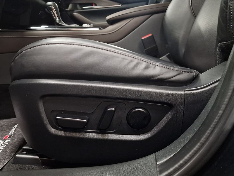 Mazda CX-30 (2021) 110 kW Skyactiv-G nej. výbava - fotka 22 z 75