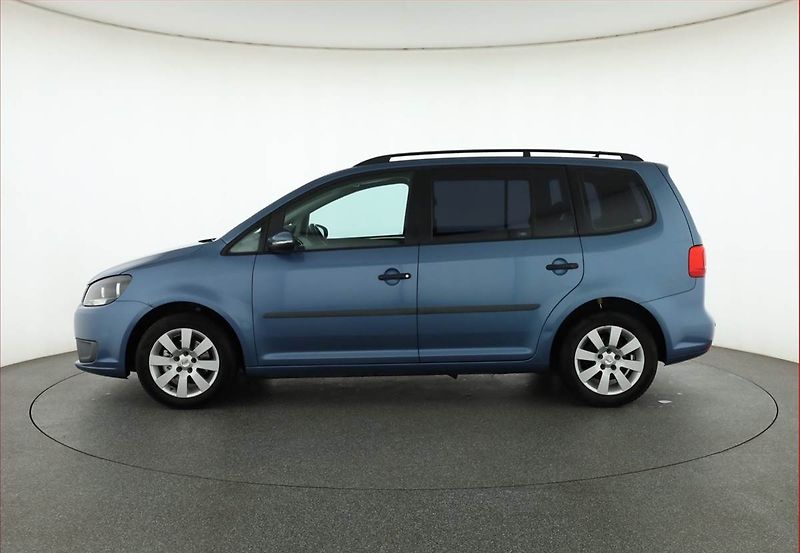 Volkswagen Touran (2011) 1.6 TDI, 7 míst, Tempomat - fotka 3 z 18