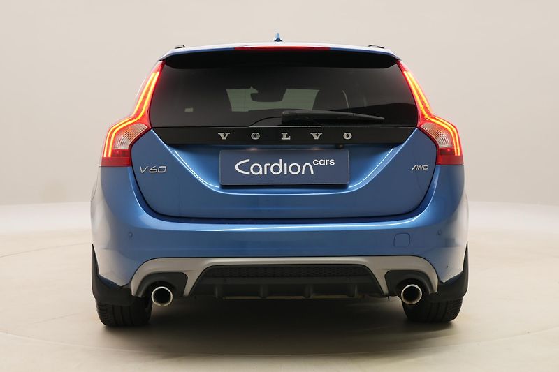 Volvo V60 D4 AWD R-DESIGN AUT  - fotka 11 z 41