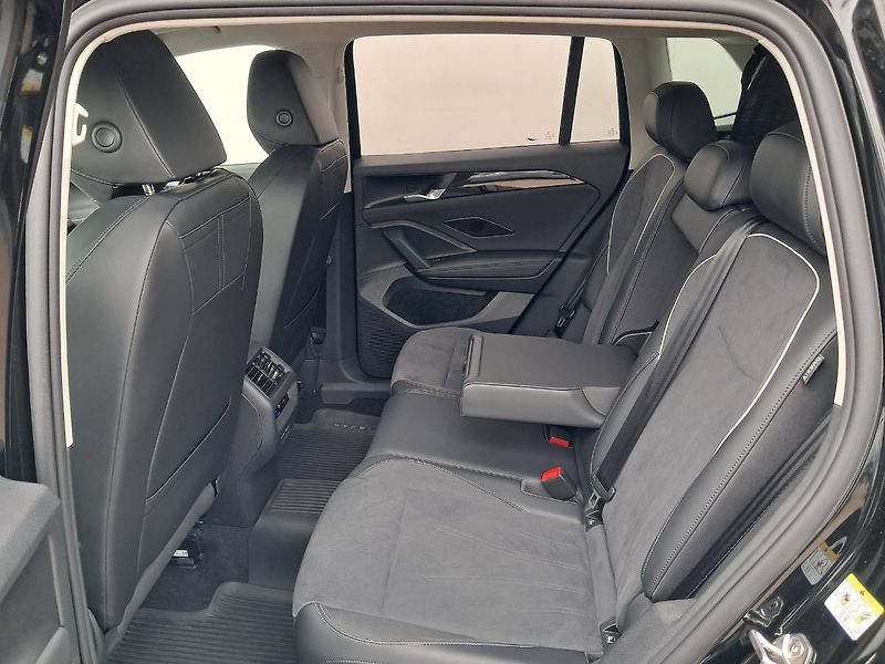 Volkswagen Tiguan (2025) ELEGANCE 2.0 TDI / 142 kW 4MOT - fotka 23 z 32