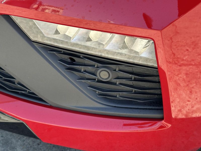 Škoda Kamiq 1.5TSi DSG Monte Carlo 150PS M - fotka 10 z 47