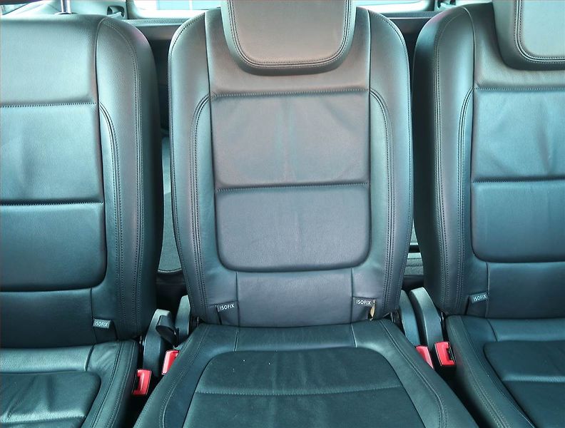 Volkswagen Sharan (2015) Highline 2.0 TDI, 4X4, 7 míst - fotka 10 z 13