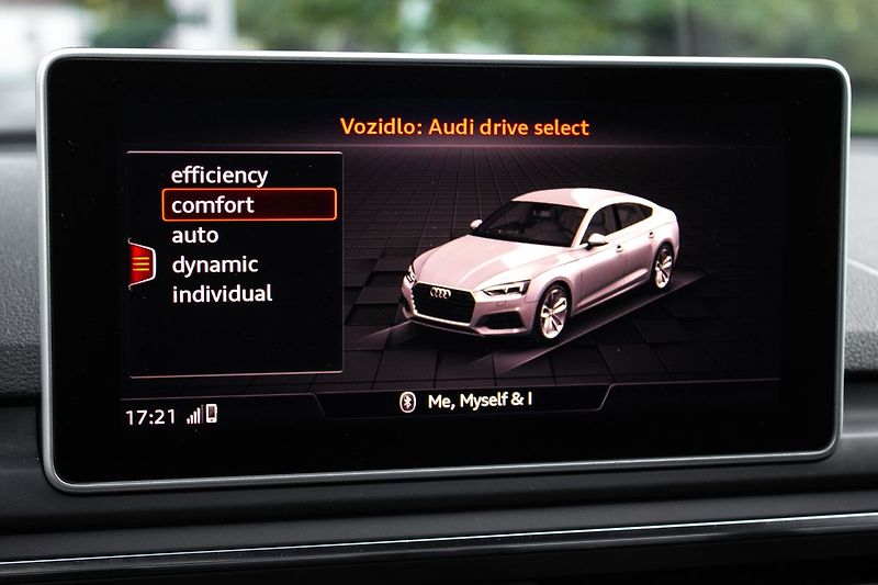 Audi A5 - fotka 21 z 27