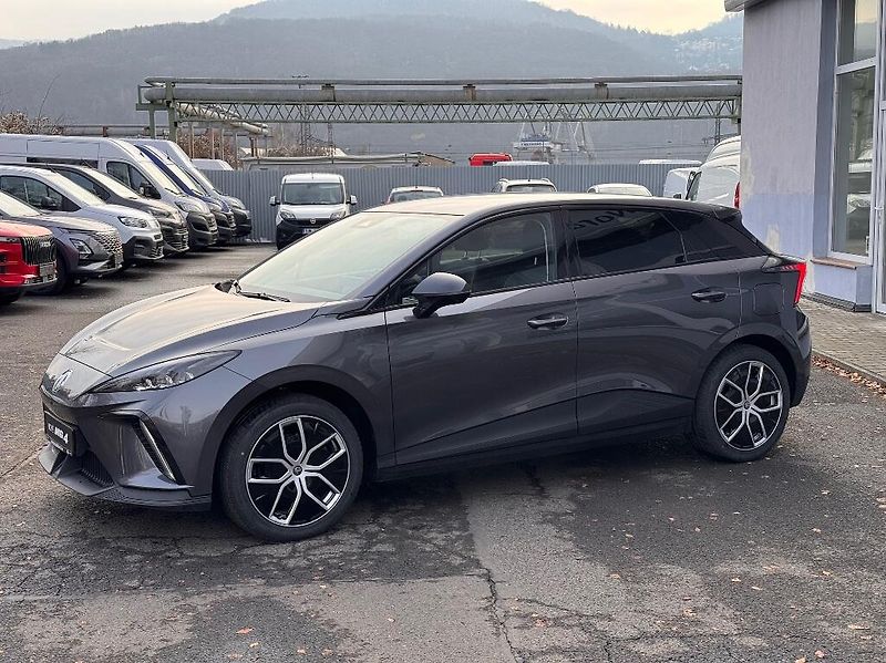MG MG4 (2025) Electric Exclusive (64 kWh) - fotka 5 z 34