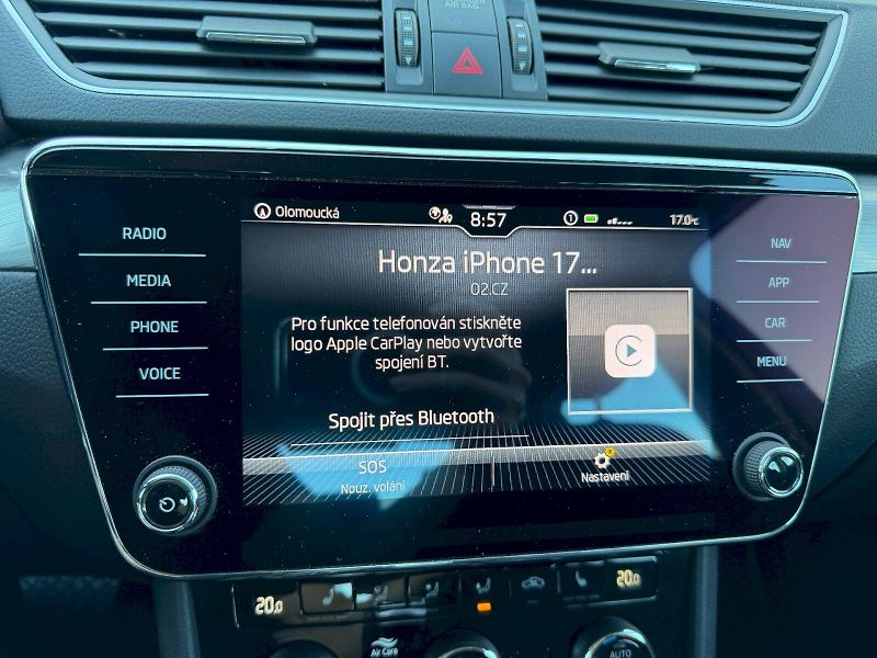 Škoda Superb (2022) 2.0 TDI 147kW 4x4 DSG Style - fotka 23 z 35