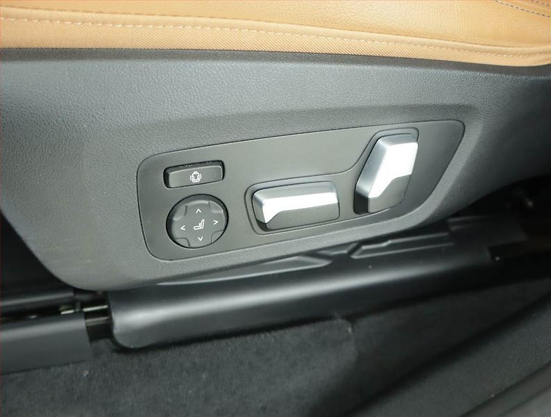 BMW iX3 (2021) Impressive 80 kWh, SoH 95% - fotka 19 z 21
