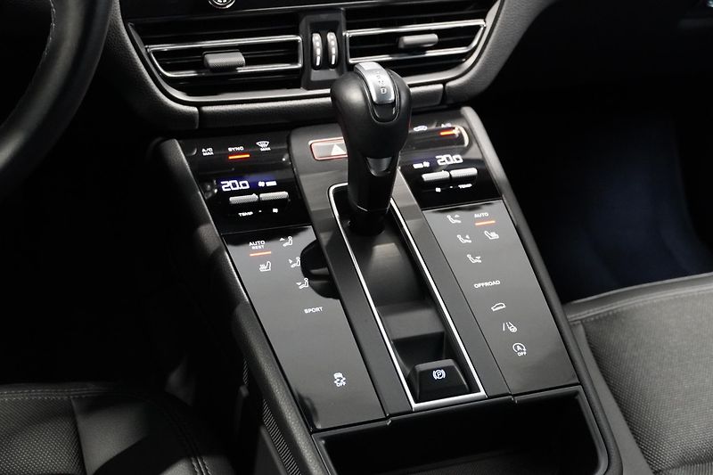 Porsche Macan 2.0TSI,1.MAJ,ČR,DPH,Adapt.Temp - fotka 21 z 27