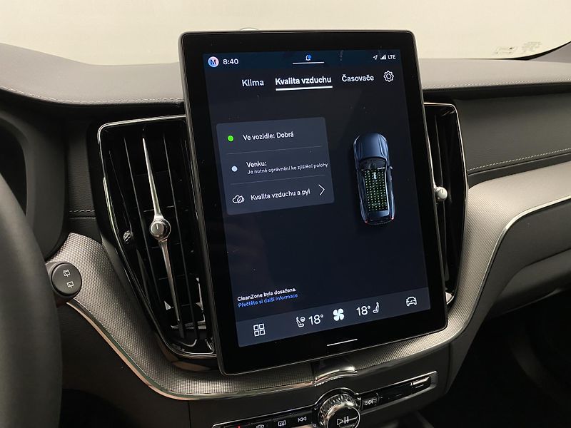 Volvo XC60 T8 AWD RECHARGE BLACK EDITION - fotka 43 z 61