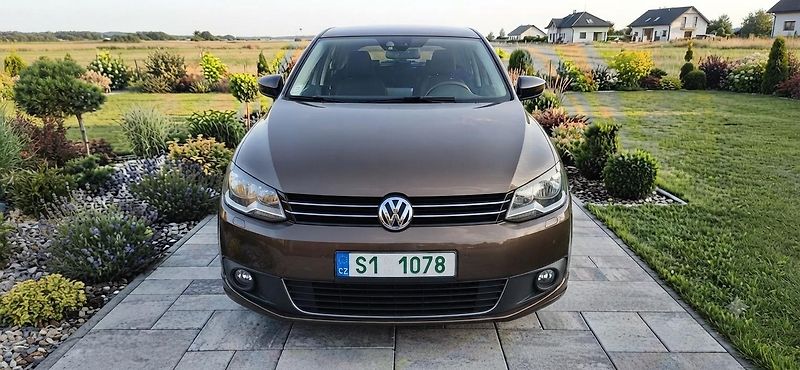 Volkswagen Touran 2.0 TDI 7míst,servisní histori - fotka 32 z 42