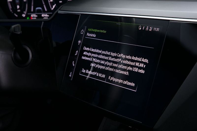 Audi e-tron 55 300kW Kessy ACC HUD ZÁRUKA - fotka 32 z 37