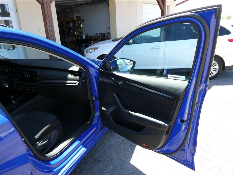 Škoda Octavia 2,0 TDi 85kW DPH, koupeno v ČR - fotka 19 z 32