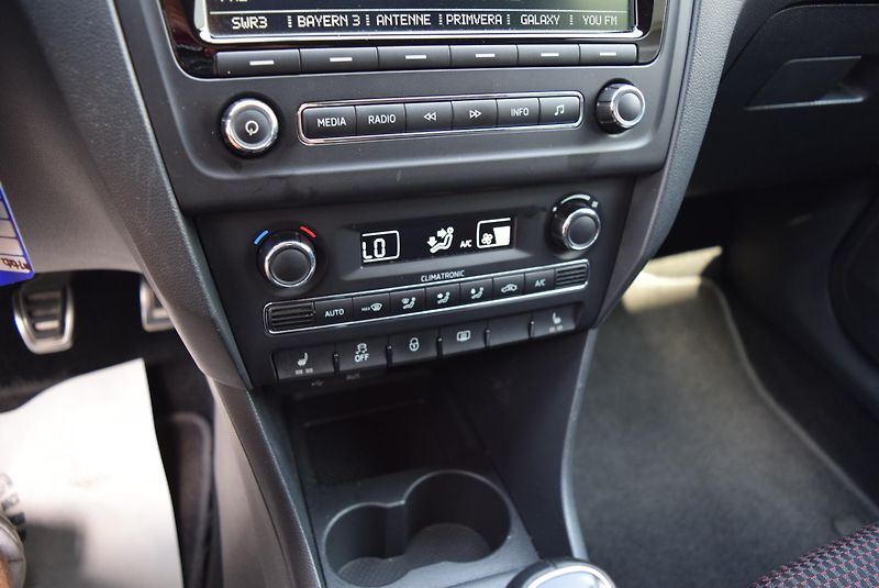 Škoda Rapid (2014) 1.2TSI 77kw ELEGANCE XEN ALU  - fotka 21 z 48
