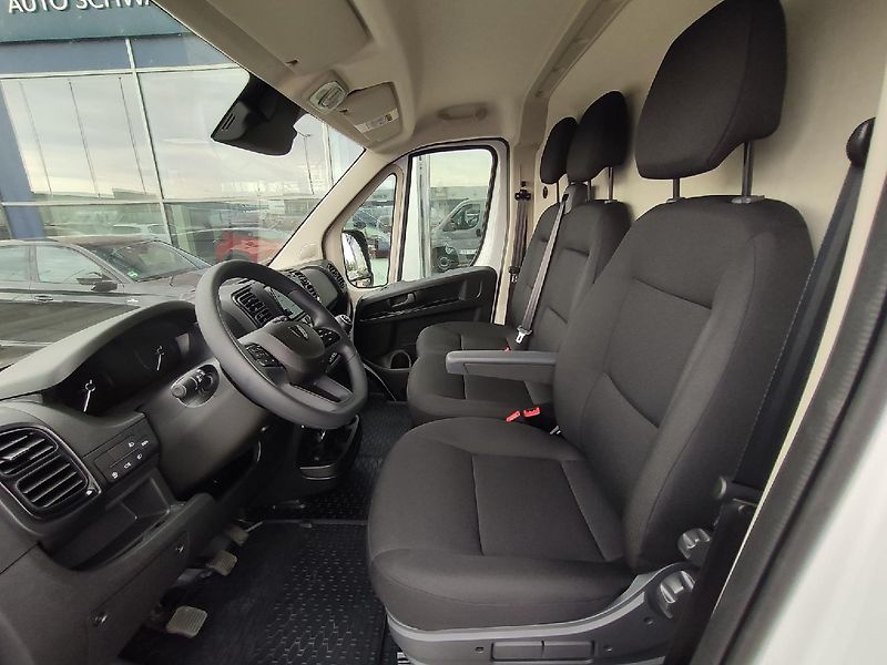 Peugeot Boxer (2026) 2.2HDI 120kMAN6 KAMERA REZERVA - fotka 5 z 29