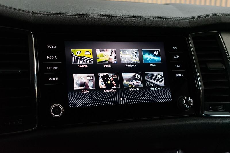 Škoda Kodiaq 2.0 TDI 110kW*DSG*KAMERA*DPH* - fotka 22 z 37