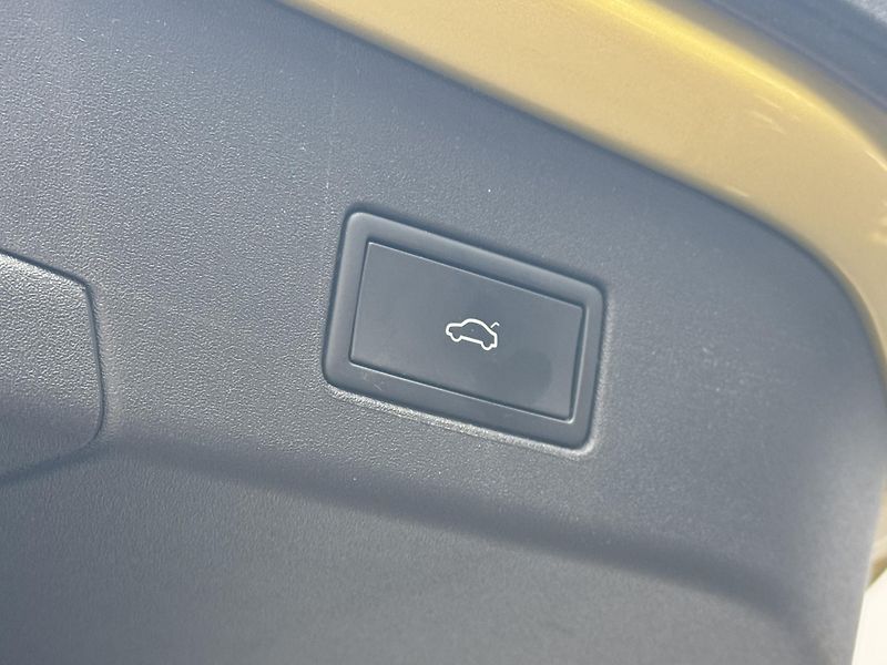 Volkswagen ID.4 (2021) Pro Performance 150kW, 82kWh   - fotka 25 z 45