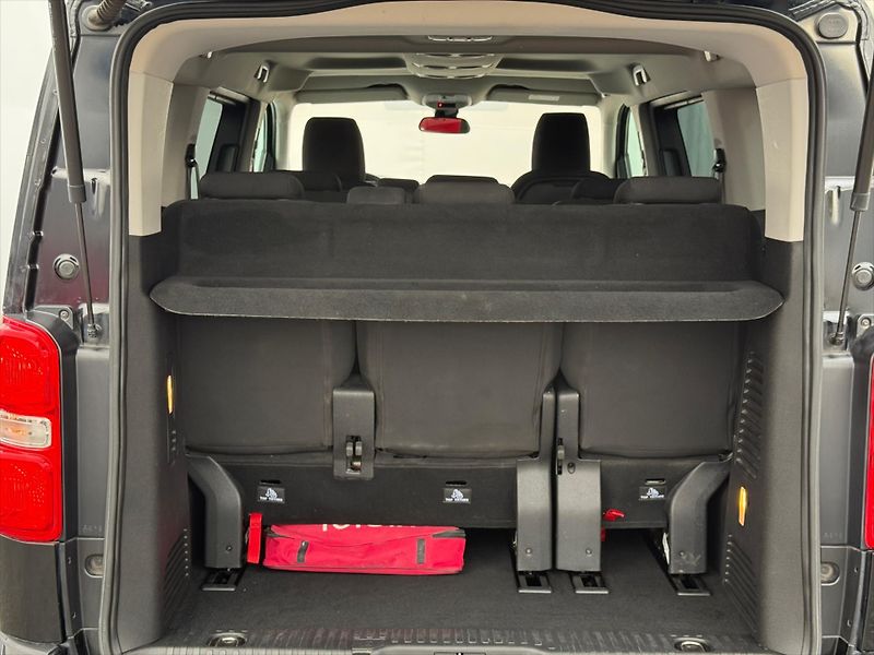 Toyota ProAce Verso 2,0 L1,8míst,Selection - fotka 24 z 24
