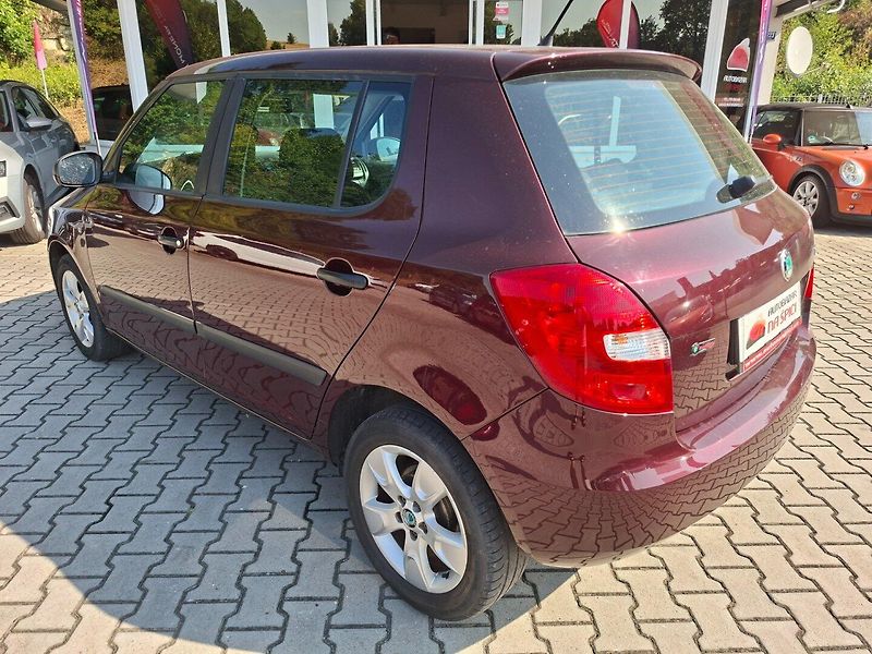 Škoda Fabia (2011) 1.2i 51kW -FACELIFT-KLIMA - fotka 6 z 36