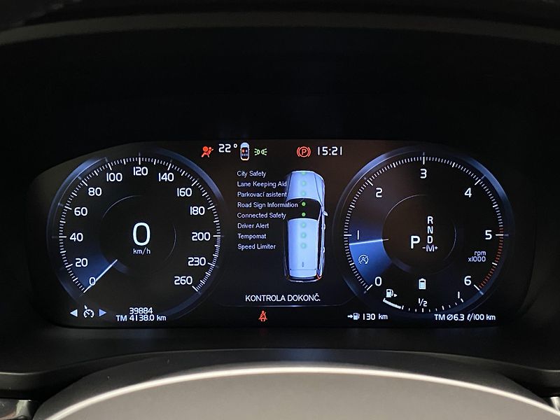 Volvo V60 CC B4 AWD BRIGHT PLUS AUT  - fotka 26 z 41