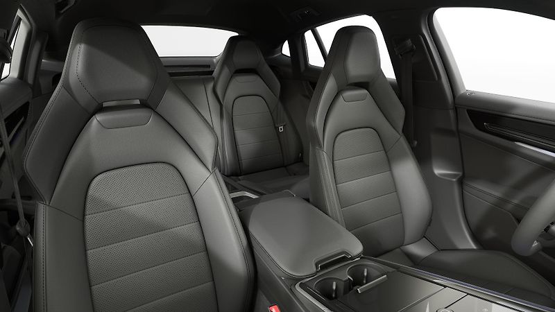 Porsche Panamera (2026) 4 E-Hybrid - fotka 5 z 5