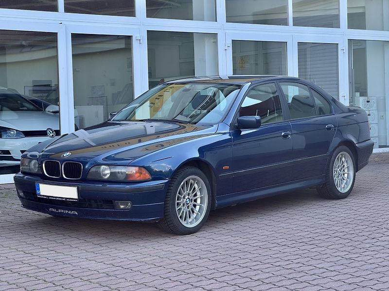BMW Řada 5 (2000) 528i manuál RWD ČR - fotka 2 z 18