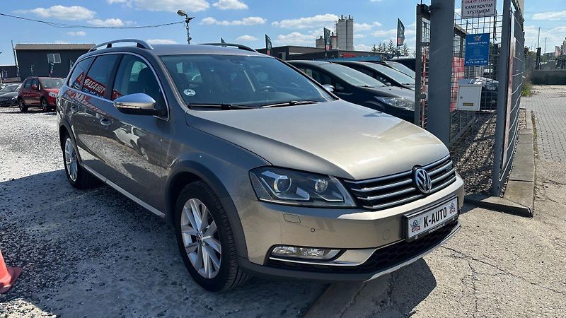 Volkswagen Passat (2013) 2.0TDI 125kW *ALLTRACK*DSG* - fotka 3 z 23