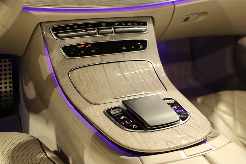 Mercedes-Benz CLS 53 AMG 4MATIC+ AMGDriver/DIS+/ - fotka 30 z 37