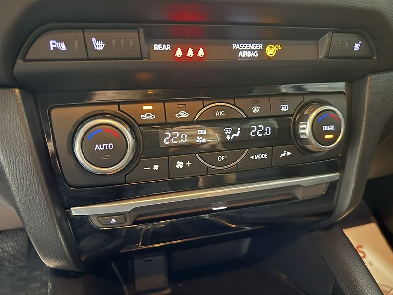 Mazda 6 2,2   D 1.MAJITEL 1.ROK ZÁRUKA - fotka 19 z 41