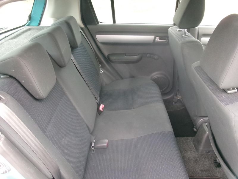 Suzuki Swift (2009) 1,3i KLIMA - ZADÁNO - fotka 12 z 26