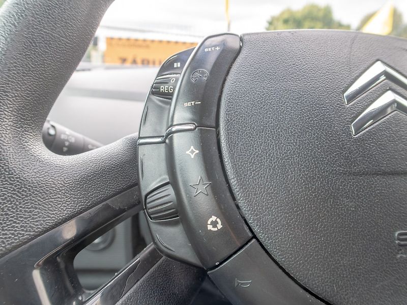 Citroën Grand C4 Picasso (2008) ČR 1.6HDI 80KW – 7SEDADEL - fotka 14 z 41