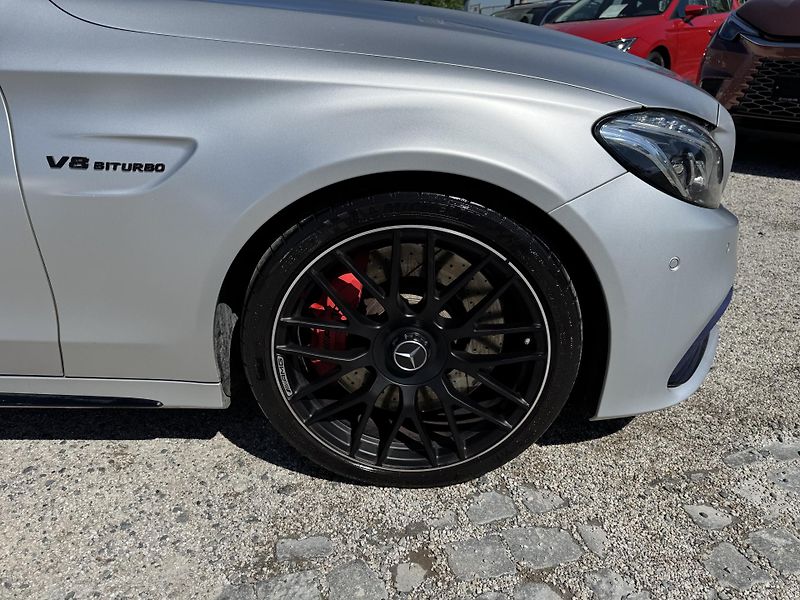 Mercedes-Benz Třídy C (2017) C63S AMG V8 Biturbo  - fotka 44 z 55
