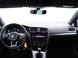 Volkswagen Golf 2,0 TSI GTI 169kW 1.Majitel - náhled 19