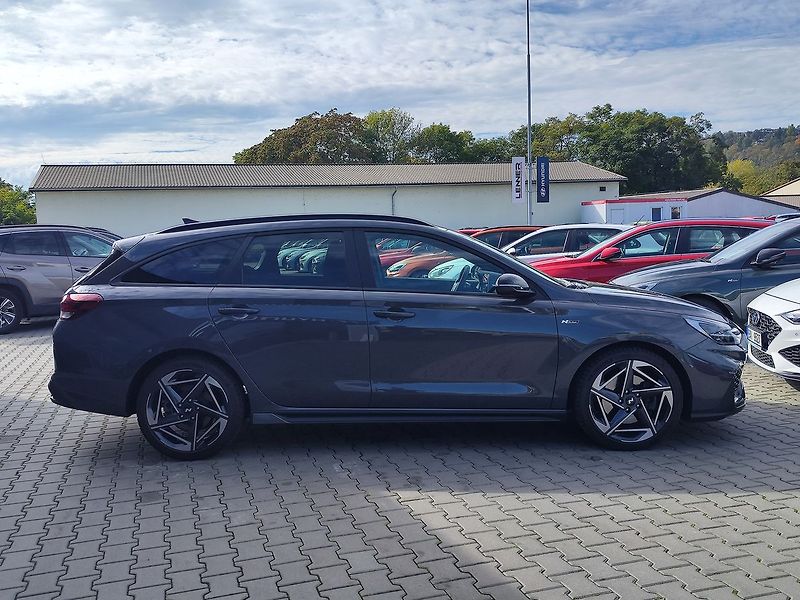 Hyundai i30 1.5 T-GDI/103kW N-Line DCT - fotka 4 z 34