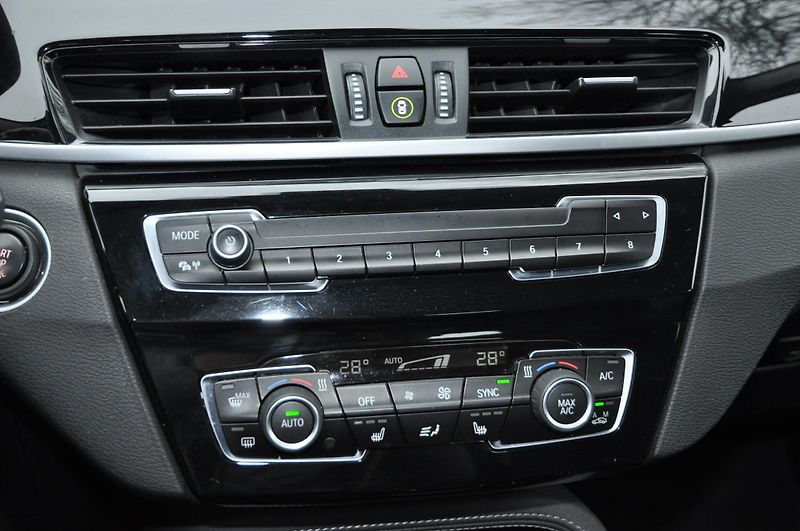 BMW X1 sDrive 18d 110kW Automat - fotka 12 z 21