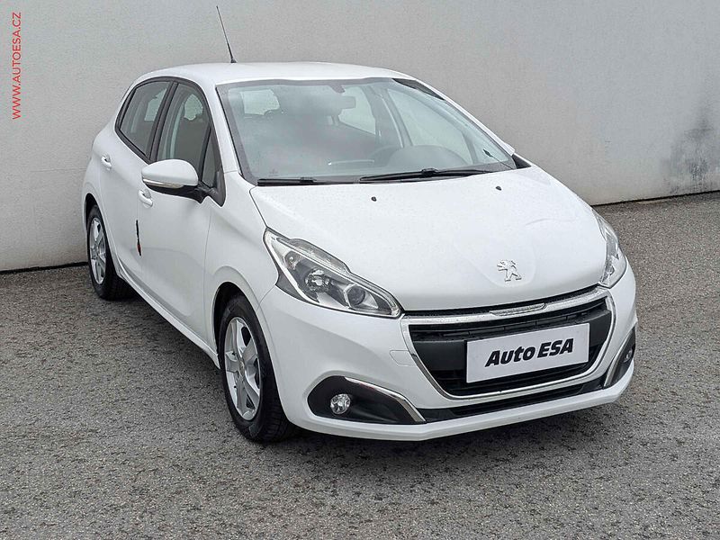 Peugeot 208 (2016) 1.2 PT, ČR, AC, výhřev sed - fotografie inzerátu