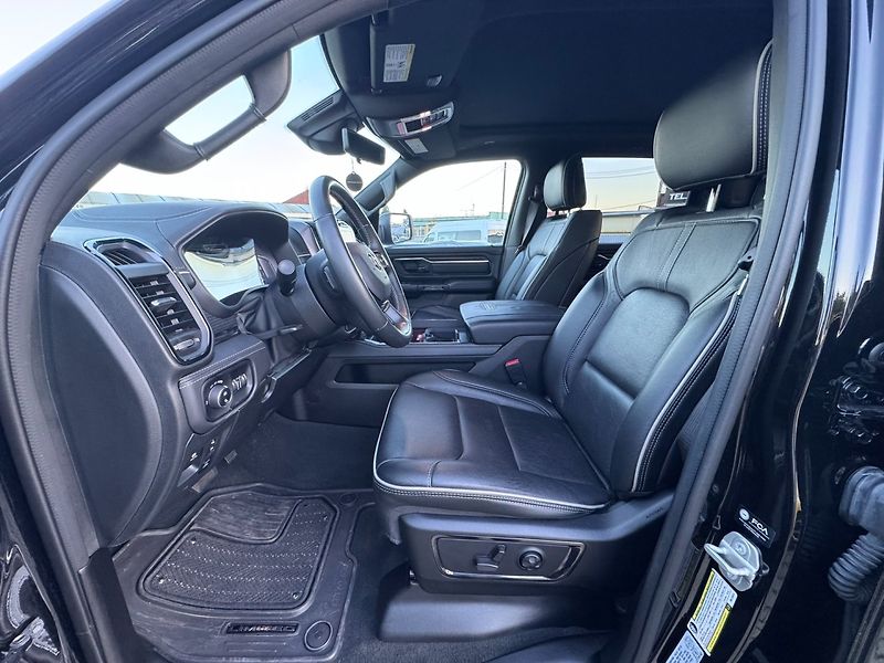 RAM 1500 (2024) LIM 4X4 291KW 5,7 HEMI 6 DPH - fotka 19 z 50
