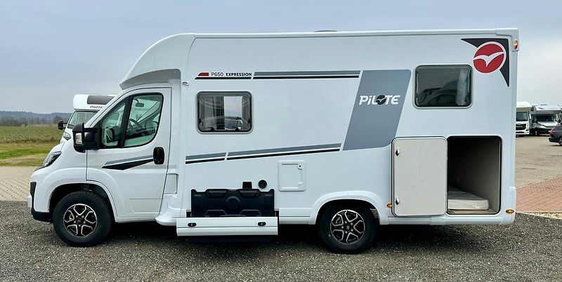 Pilote (2025) P650GJ Expression *REZERVACE* - fotka 3 z 30