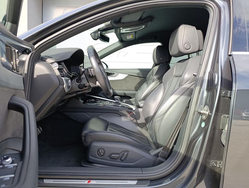 Audi A4 AVANT 40TDI QUATTRO S-LINE DPH - fotka 12 z 35