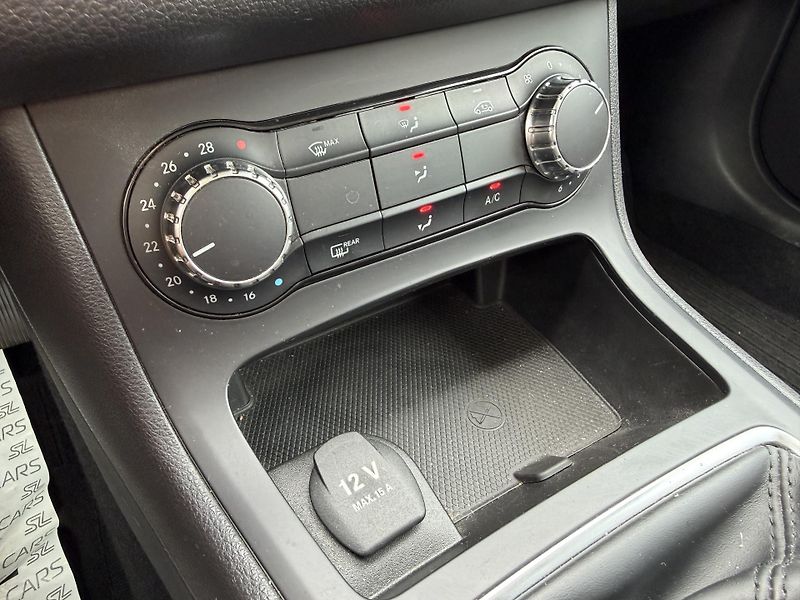 Mercedes-Benz Třídy B 200 CDI NAVI XENONY 2X KOLA - fotka 24 z 35