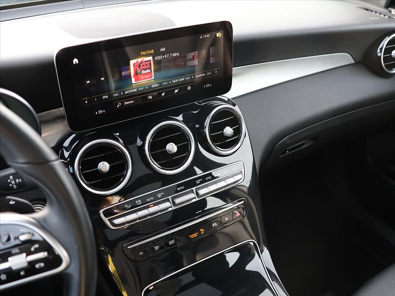 Mercedes-Benz GLC 2,0 300d 180kW 4Matic AMG DPH - fotka 24 z 36