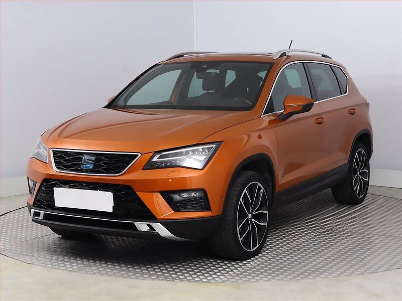 Seat Ateca (2017) Xcellence 2.0 TDI 4Drive, 4X4 - fotka 2 z 23