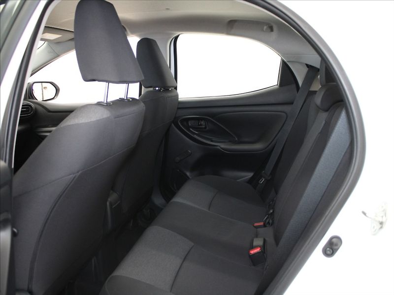 Mazda 2 Hybrid 1,5 HEV Prime-Line 1.maj ČR - fotka 7 z 21