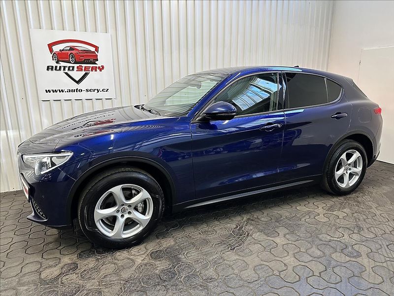 Alfa Romeo Stelvio 2.2JTDM 154kW Q4 SUPER 2XKOLA - fotka 2 z 40