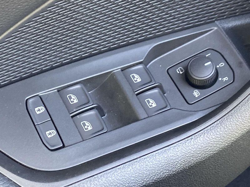 Škoda Octavia (2026) Combi 2,0 TDI 110 kW DSG Sport - fotka 15 z 25