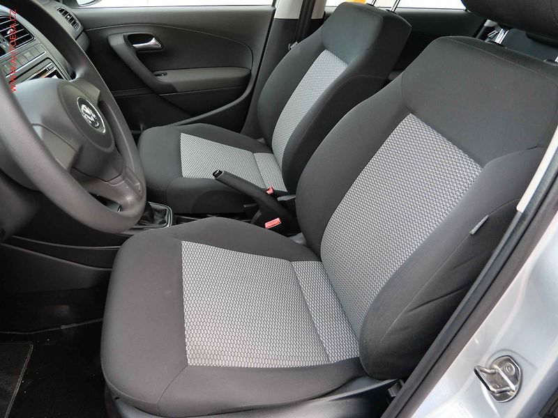 Volkswagen Polo (2013) 1.2i, servis.kniha, AC - fotka 9 z 14