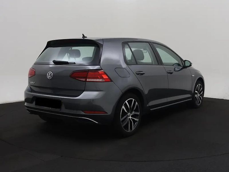 Volkswagen e-Golf 100kW Edition ACC 1.Maj DPH - fotka 2 z 12