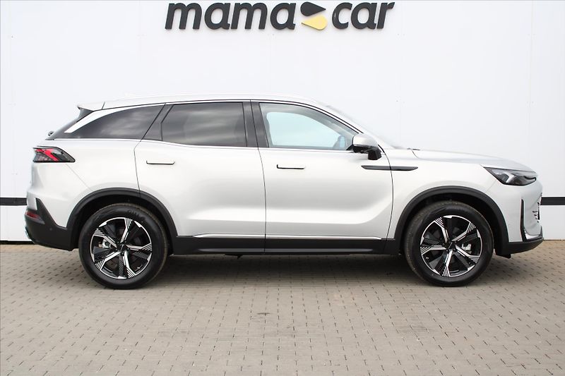BAIC X7 1.5T 130kW A/T LED PANORAMA - fotka 8 z 29