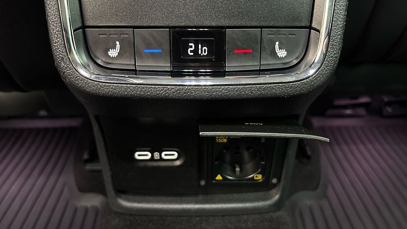 Škoda Octavia 2.0 TDI DSG Style - fotka 22 z 29