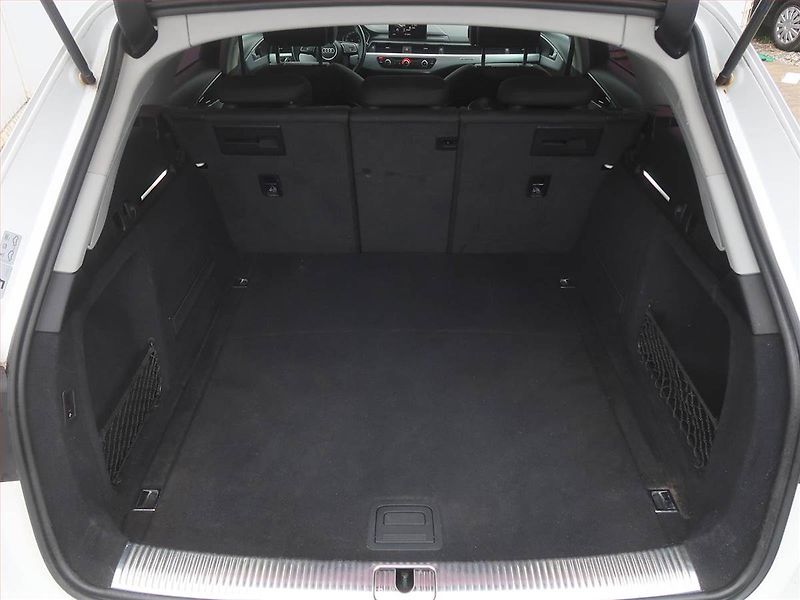 Audi A4 (2017) 2.0 TDI, 4X4, Automat - fotka 14 z 16